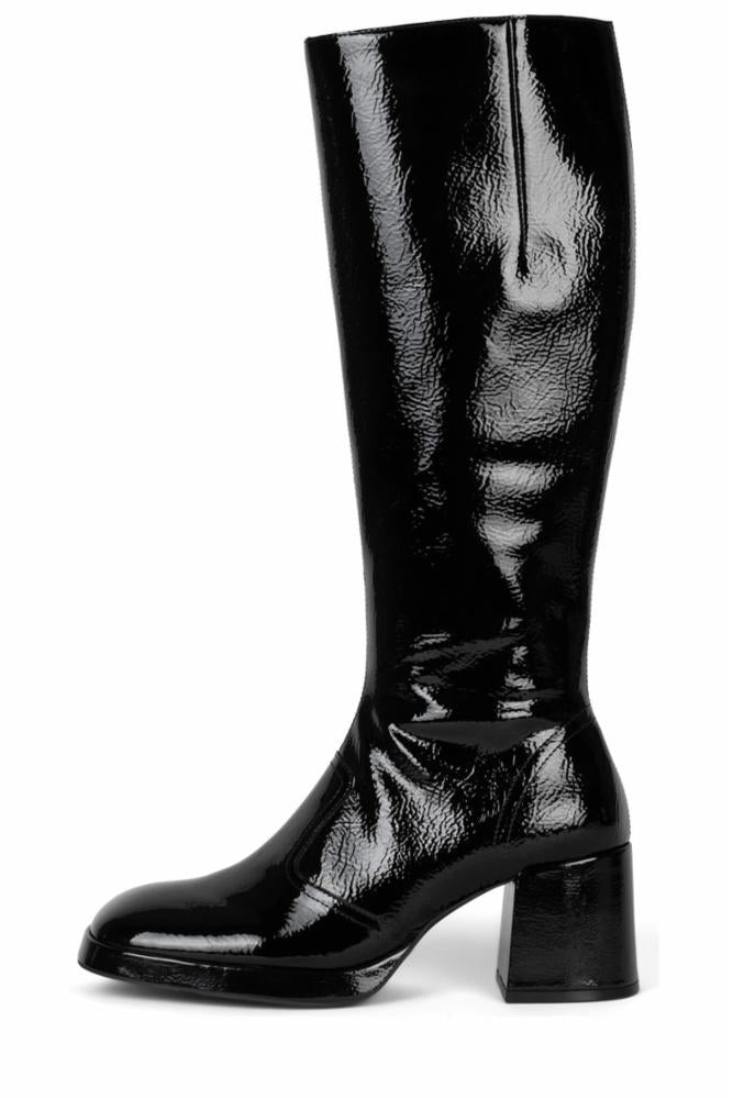 Patent hot sale cowboy boots